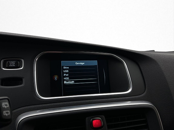 Volvo V40 Cross Country 21 of 30