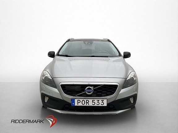 Volvo V40 Cross Country 2 of 30