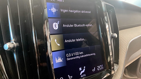 Volvo XC60 17 of 22
