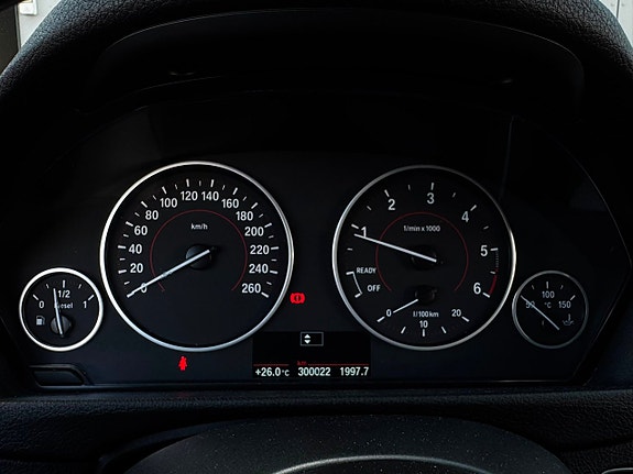 BMW 318d 17 of 22