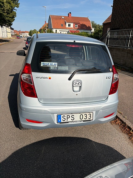 Hyundai i10 4 of 9