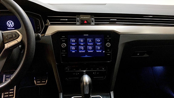 Volkswagen Passat Alltrack 9 of 13