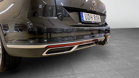 Volkswagen Passat Alltrack 13 of 13