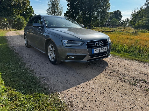 Audi A4 3 of 10