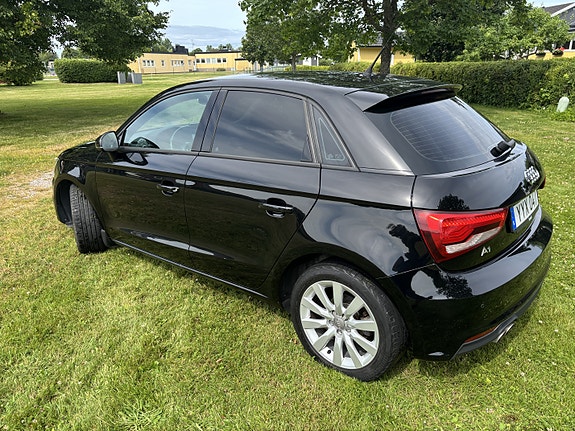 Audi A1 3 of 6