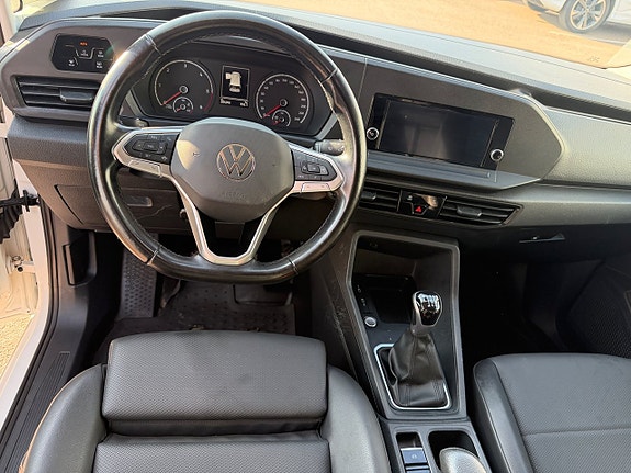 Volkswagen Caddy Maxi 13 of 16