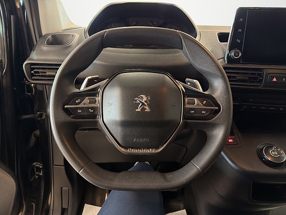 Peugeot Partner 11 of 17