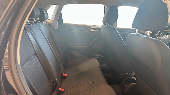 Volkswagen Polo 5 of 12