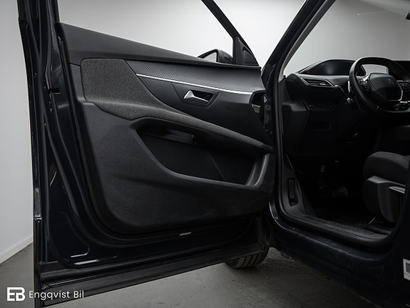 Peugeot 3008 16 of 30