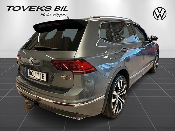 Volkswagen Tiguan Allspace 3 of 27