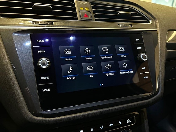 Volkswagen Tiguan Allspace 18 of 27