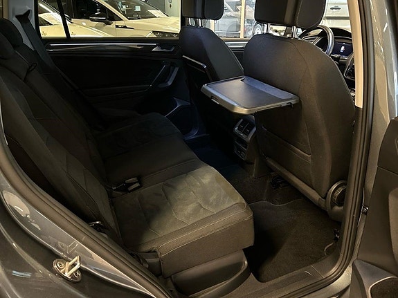 Volkswagen Tiguan Allspace 15 of 27