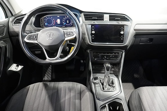 Volkswagen Tiguan Allspace 8 of 9