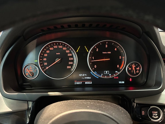 BMW X5 21 of 30