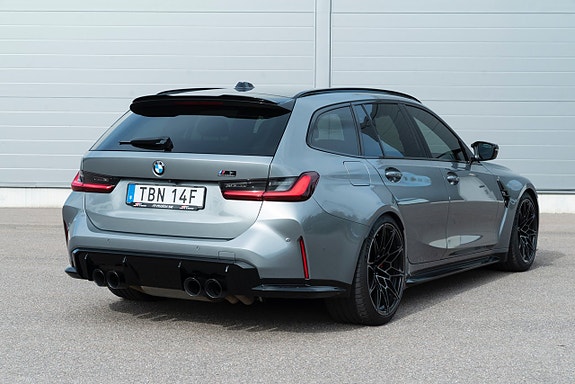BMW M3 8 of 30