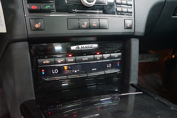 Mercedes-Benz E350 20 of 24