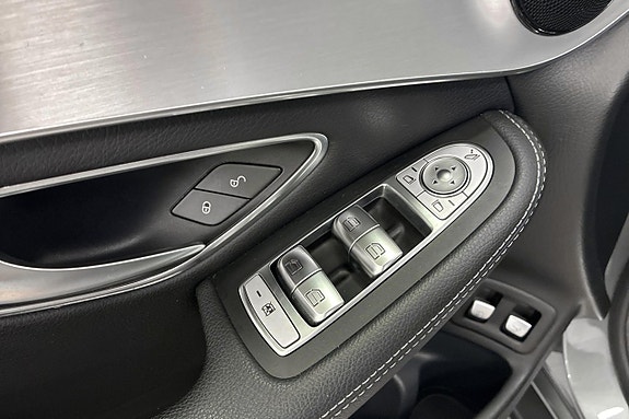 Mercedes-Benz GLC220 d 25 of 30