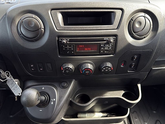 Renault Master 19 of 21