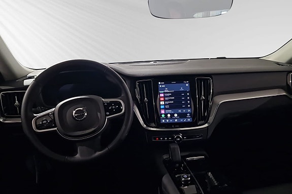 Volvo V60 9 of 16