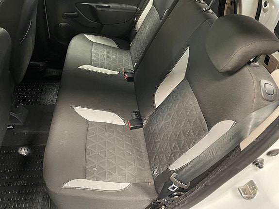 Dacia Sandero Stepway 5 of 16