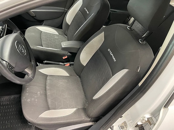 Dacia Sandero Stepway 4 of 16