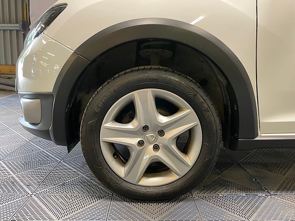 Dacia Sandero Stepway 10 of 16