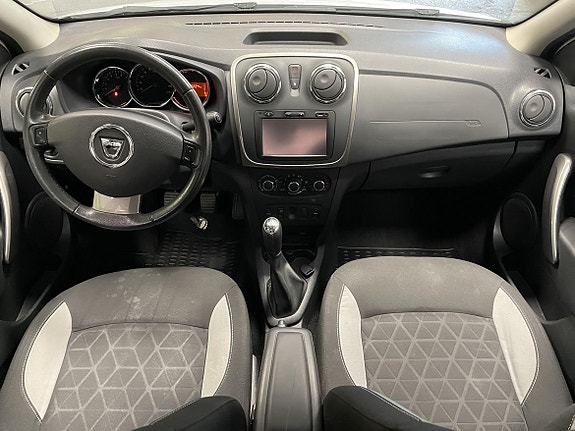 Dacia Sandero Stepway 11 of 16