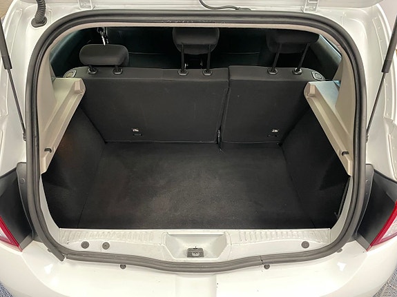 Dacia Sandero Stepway 6 of 16