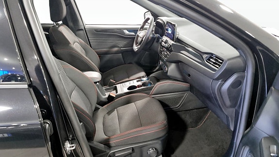 Ford Kuga 3 of 12