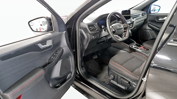 Ford Kuga 11 of 12