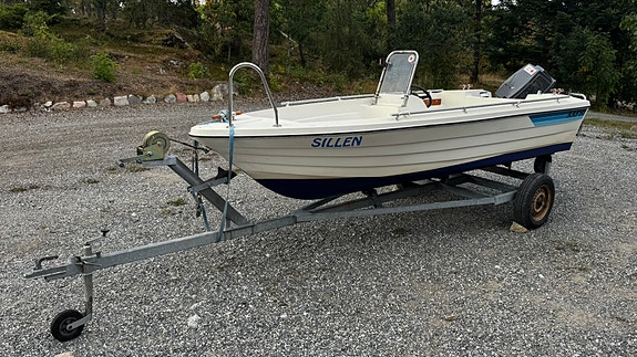 Ryds 430 m Suzuki 40hk och trailer 2 of 9