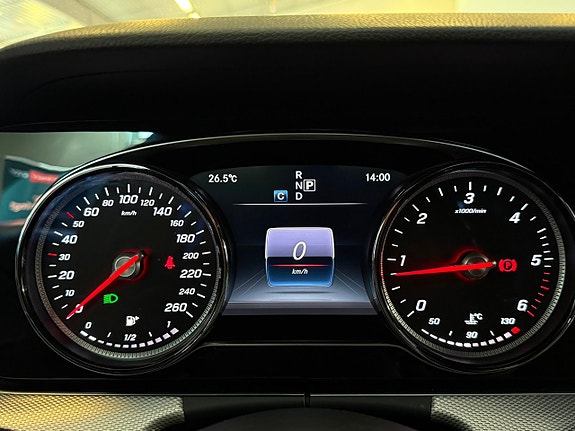 Mercedes-Benz E220 d 13 of 19
