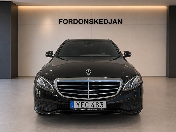 Mercedes-Benz E220 d 3 of 19