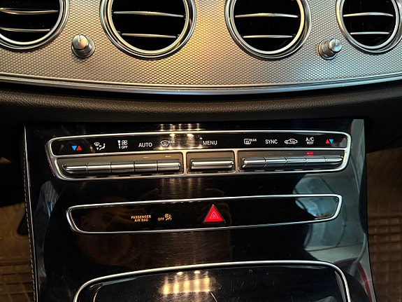 Mercedes-Benz E220 d 16 of 19
