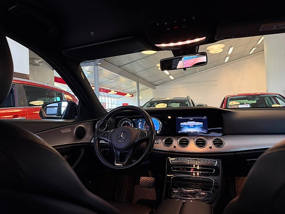 Mercedes-Benz E220 d 18 of 19