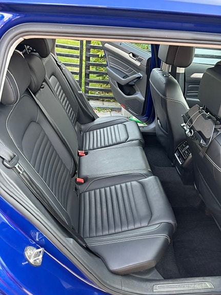 Volkswagen Passat 8 of 10