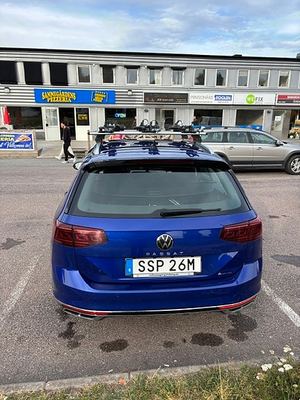 Volkswagen Passat 5 of 10