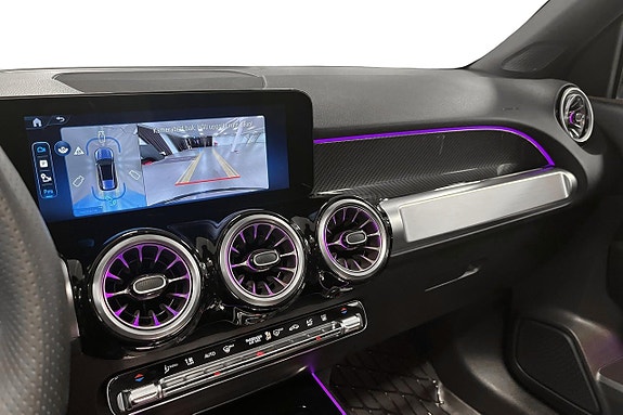 Mercedes-Benz GLB200 15 of 15