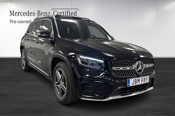 Mercedes-Benz GLB200 2 of 15