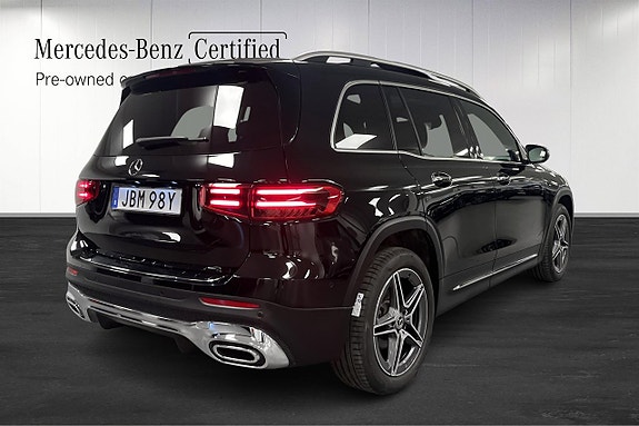 Mercedes-Benz GLB200 3 of 15