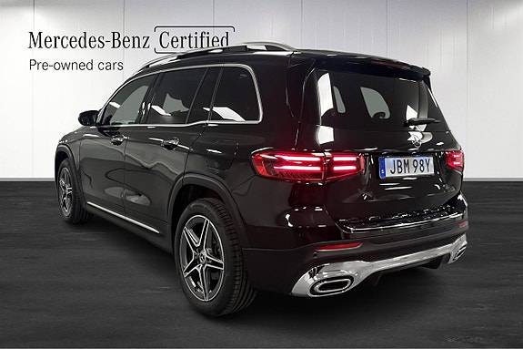 Mercedes-Benz GLB200 4 of 15