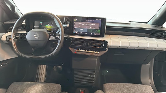 Renault 5 E-Tech 4 of 11