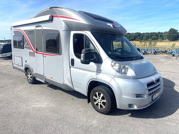 Bürstner Ixeo 664, taksäng, solcell, 150 hk, 3500 kg