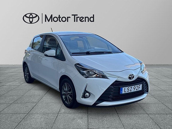 Toyota Yaris 6 of 15