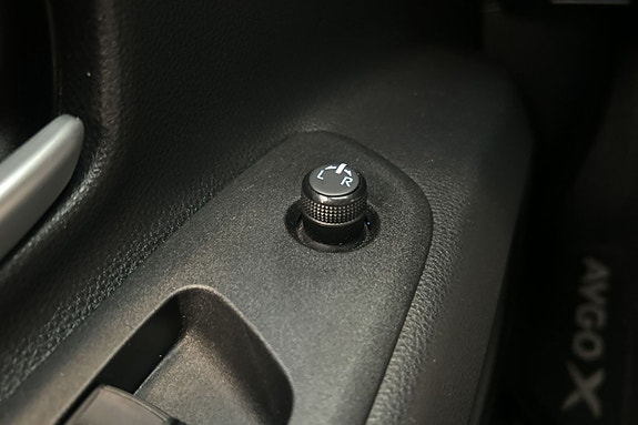 Toyota Aygo X 27 of 30