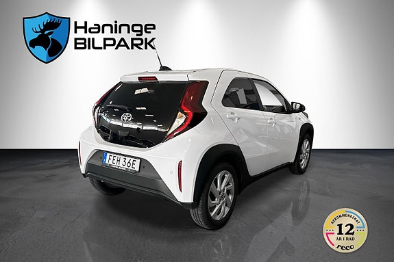 Toyota Aygo X 8 of 30