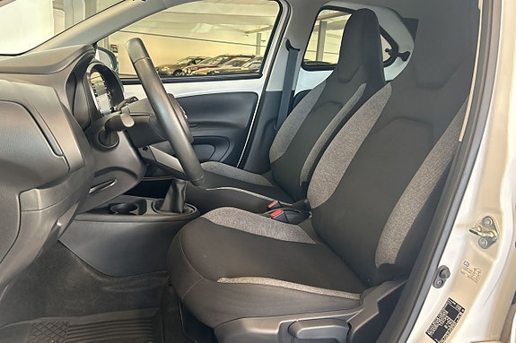 Toyota Aygo X 15 of 30