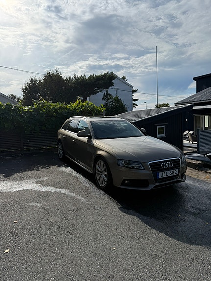 Audi A4 2 of 8