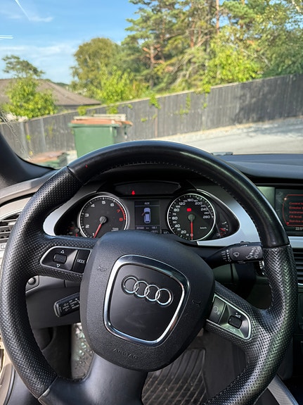 Audi A4 6 of 8