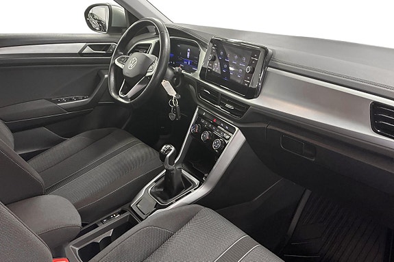 Volkswagen T-Roc 15 of 21